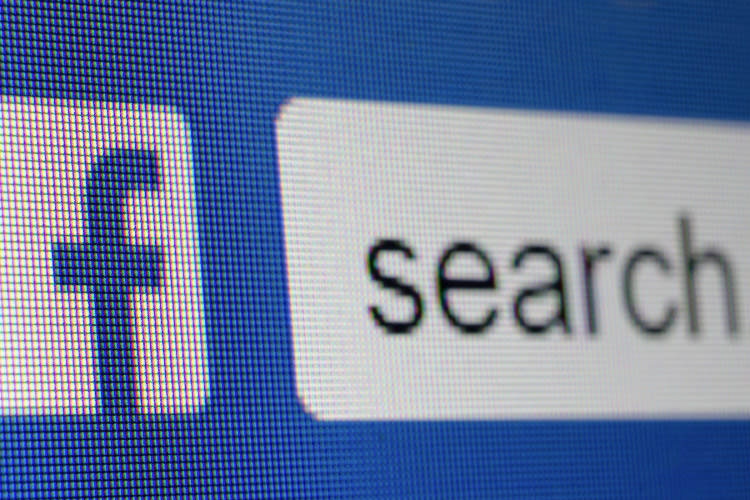 آیا فیس بوک می‌تواند در جستجو گوگل و توییتر را به چالش بکشد؟