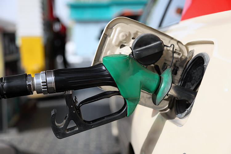 معاون وزیر نفت:‌ قیمت بنزین گران نمی‌شود