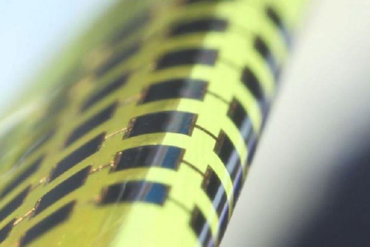 ساخت سلول‌های خورشیدی به ضخامتی ۱۰۰ برابر نازک‌ تر از تار موی انسان