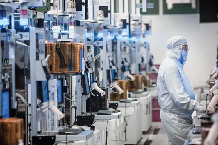اینتل تولید تراشه های سری A اپل را از سال ۲۰۱۸ بر عهده می‌گیرد