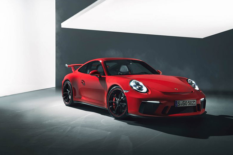 پورشه 911 gt3 مدل 2018 رونمایی شد؛ شا ار پورشه، این بار با امکان سفارش جعبه دنده دستی
