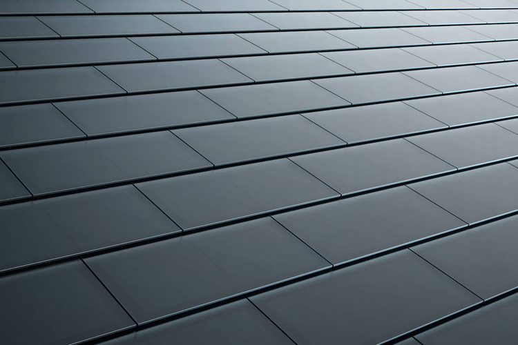 سقف‌های خورشیدی تسلا ارزان‌تر و بهتر از سقف‌های معمول
