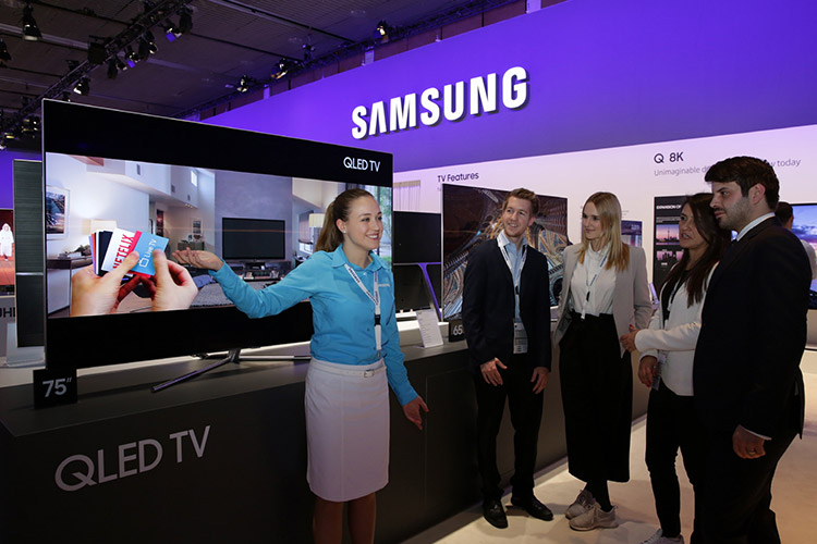 سامسونگ تلویزیون ۷۵ اینچی QLED با قیمت ۱۰ هزار دلار عرضه می‌کند