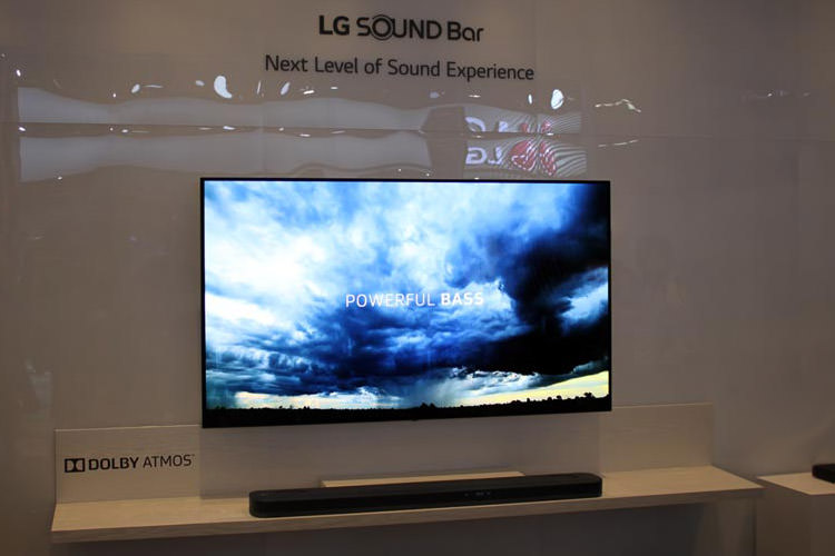 LG Soundbar & TV