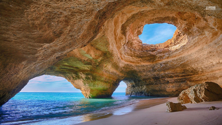Top-10-Unusual-Beaches-Algarve-740x416.jpg