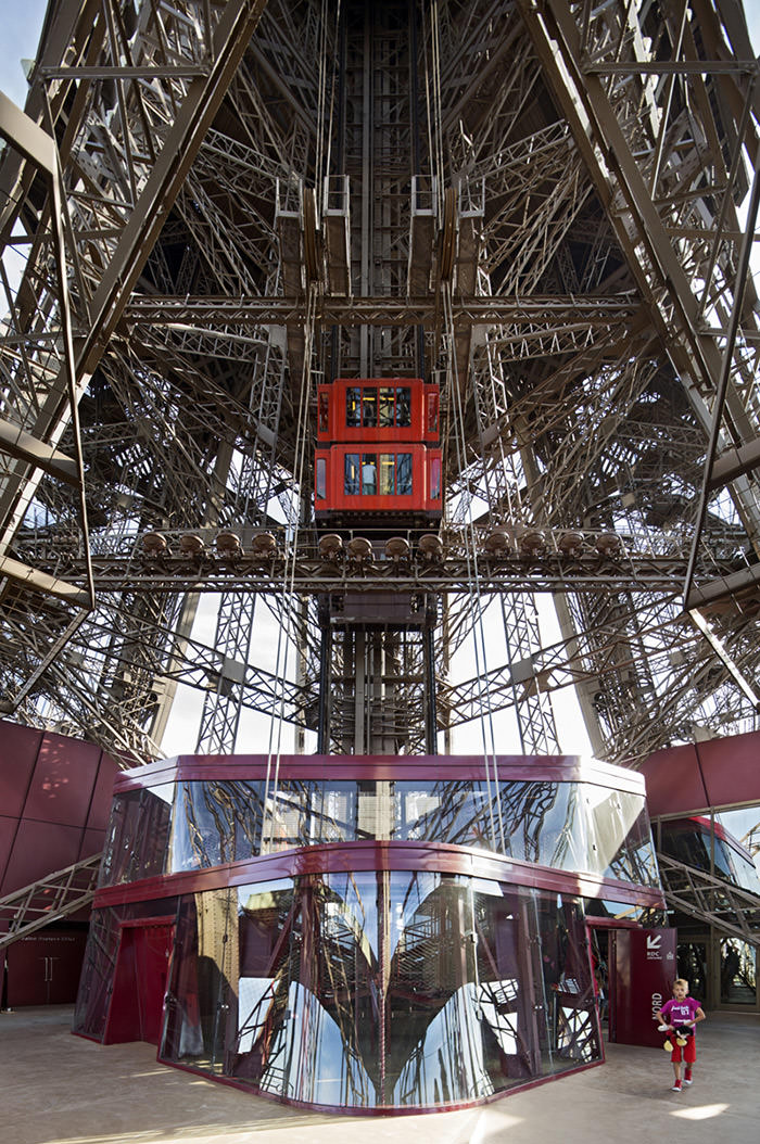 Eiffel-Tower-11.jpg