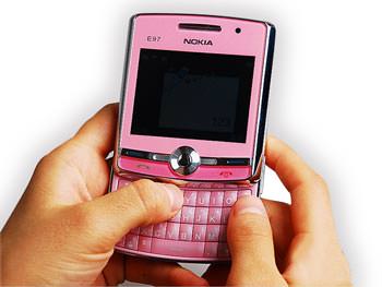 qwertymobile-phones-qwerty-keyboard-noklae97-1