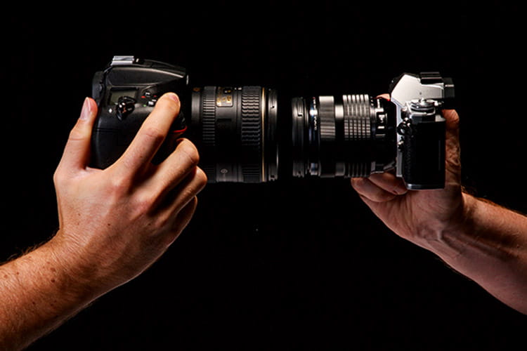 بدون آینه یا DSLR؛ نگاه عکاسان حرفه ای به نقاط قوت و ضعف دو فناوری متفاوت در دوربین های عکاسی