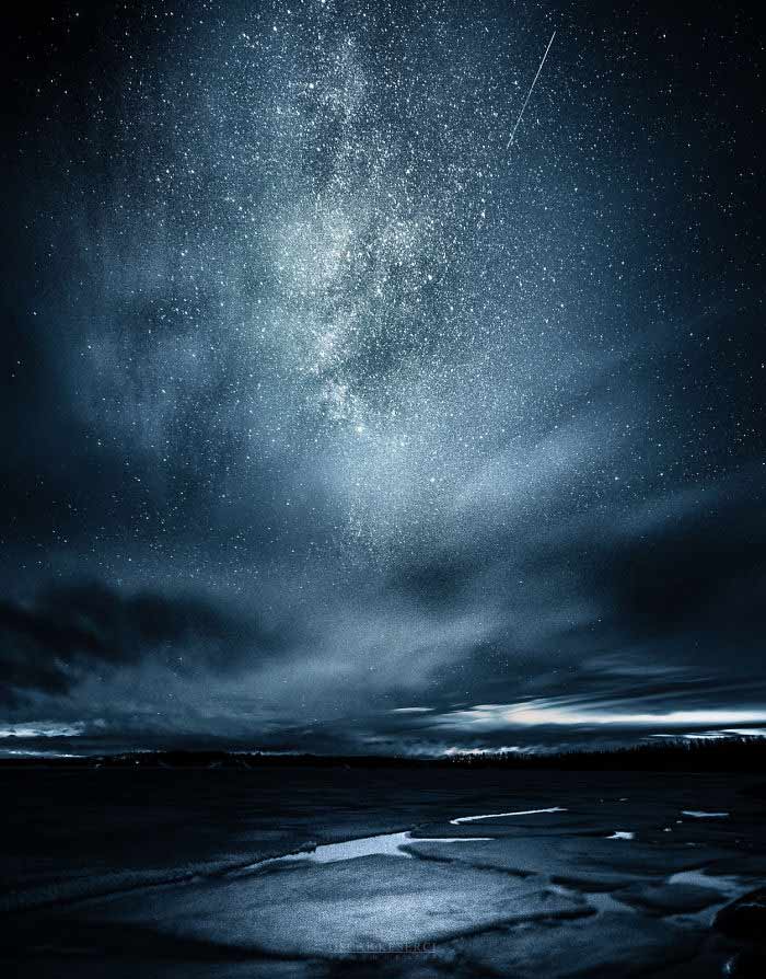 89a2bd13 09a9 4a75 937d ce3cfcc94cff - پروژه های عکاسی: آسان ستاره باران شب