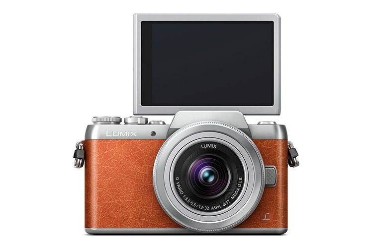 پاناسونیک از دوربین بدون آیینه سلفی با نام LUMIX GF8 رونمایی کرد