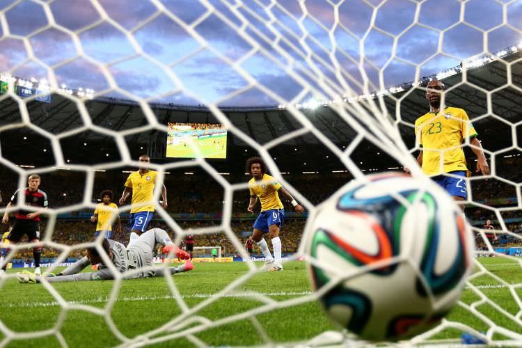 نتیجه یک تحقیق: جام جهانی فوتبال ۲۰۱۴ نقشی در گسترش ویروس زیکا در برزیل نداشته است 