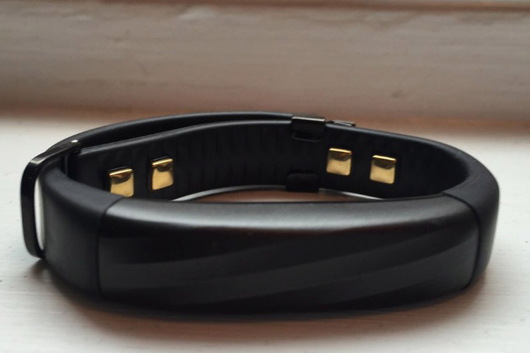 Jawbone با فروش موجودی دستبندهای هوشمند سلامتی خود، به فعالیت در این حوزه پایان داد