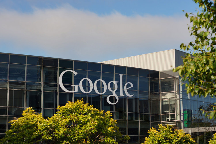 گوگل فناوری تشخیص صدای خود را به کمک ردیت بهبود می‌‌بخشد