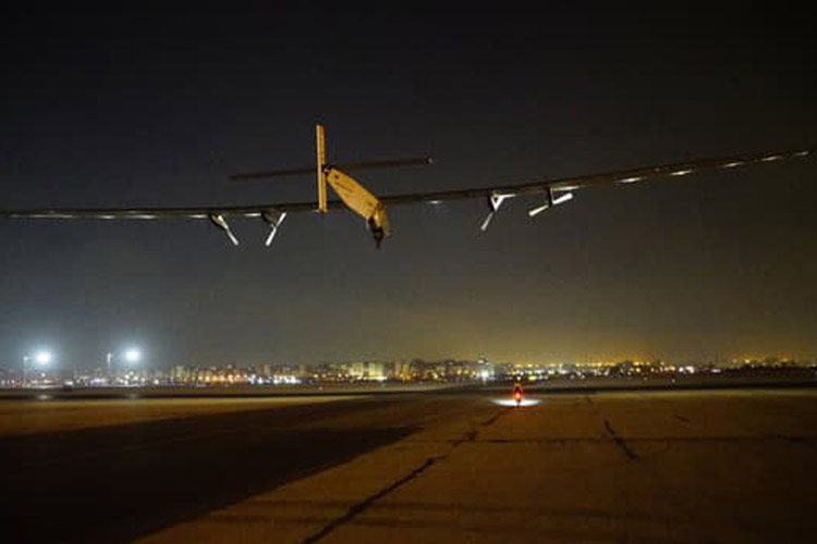 هواپیمای خورشیدی Solar Impulse 2 آخرین مرحله از سفر به دور دنیا را آغاز کرد‍
