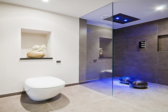۵۷ طراحی چشمگیر حمام های لوکس که شما را به نوسازی حمام خانه‌تان تشویق می‌کند (بخش اول) - زومیت