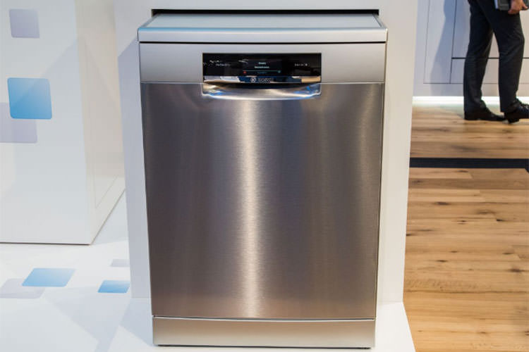 بوش از ماشین ظرفشویی جدیدی در ایفا 2016 رونمایی کرد؛ کاربرد ماده‌ ای جادویی برای شستن ظروف