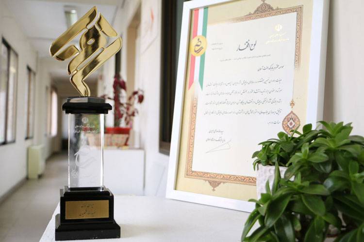 ایران اپس برنده تندیس زرین سرآمد در اختتامیه نهمین جشنواره رسانه های دیجیتال