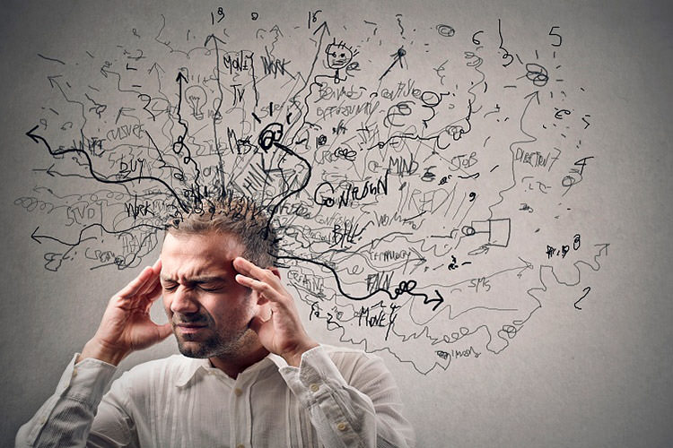 مقابله با افکار منفی به کمک روانشناسی نوین