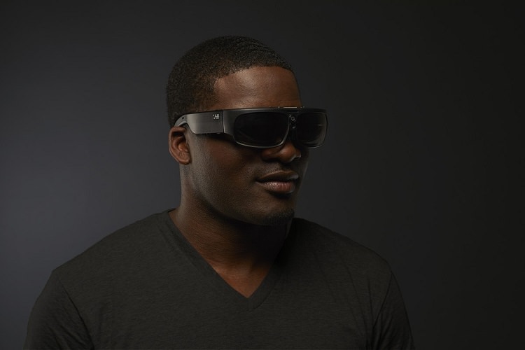 آیا راهبرد عینک هوشمند مایکروسافت، زیر سایه رقبا قرار می‌گیرد؟