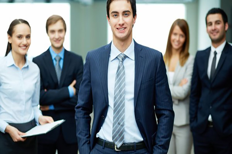 برای مدیریت موفق اقتدار مهم تر از محبت است