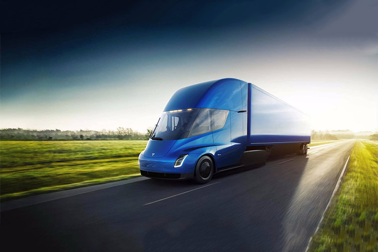 آیا کامیون خودران تسلا صنعت حمل و نقل را دگرگون خواهد کرد؟