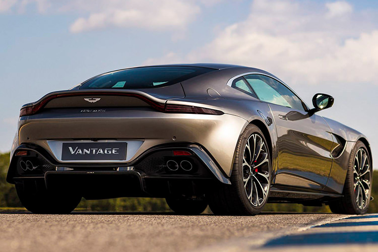 استون کارتین ونتیج 2018 / Aston Martin Vantage