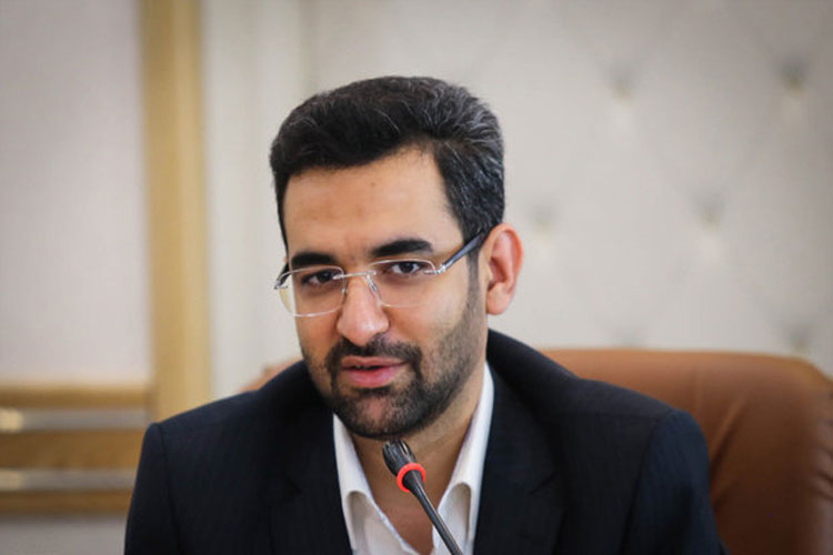 آذری جهرمی: کمیسیون تنظیم مقررات افزایش تعرفه مکالمه اپراتورها را بررسی می‌کند