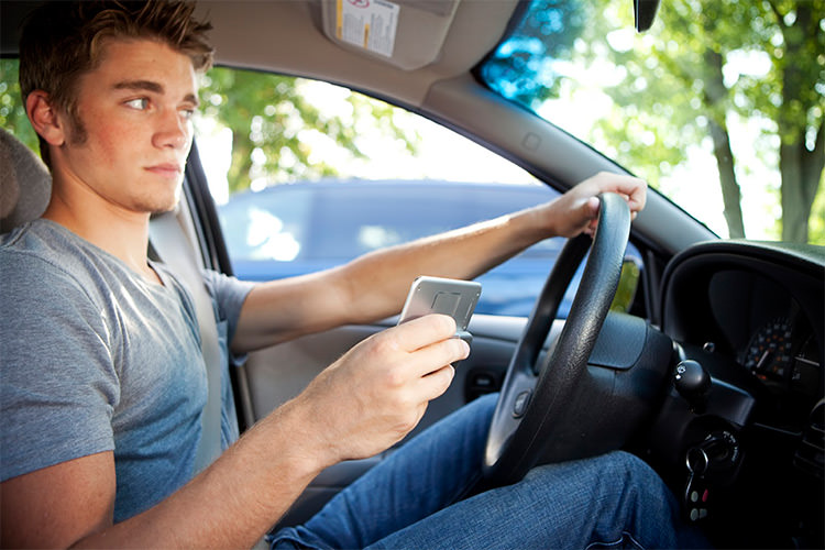تکنولوژی های موجود برای رانندگی امن تر نوجوانان