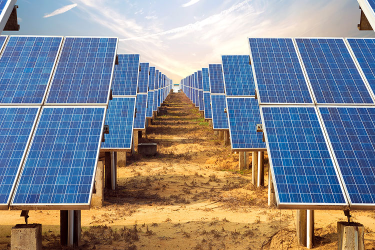 صرفه‌ جویی ۱۹۲ میلیارد دلاری امارات با روی آوردن به انرژی‌ تجدیدپذیر