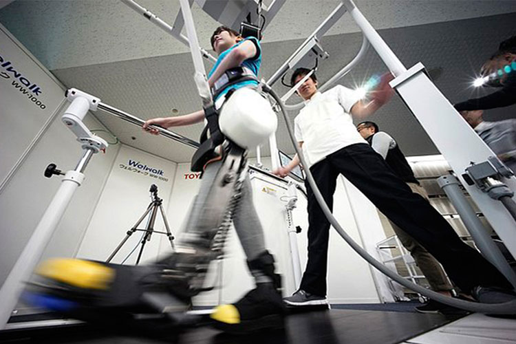 پای رباتیک تویوتا به کمک بیماران با مشکلات حرکتی می‌ آید