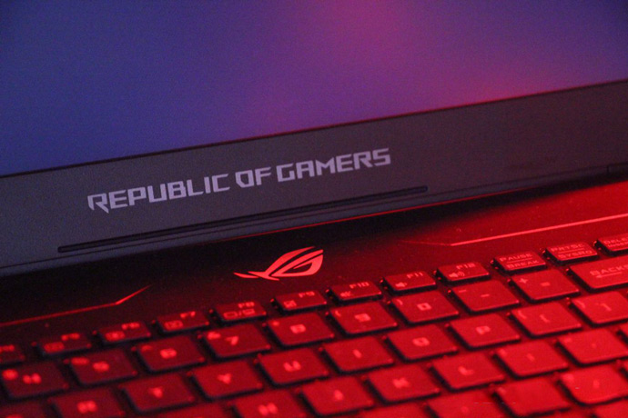 ROG Strix G702ZC