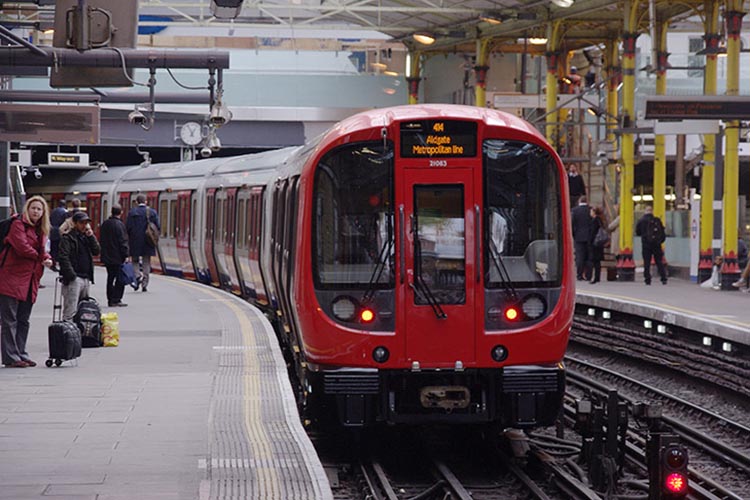 ۲۵ واقعیت جالب در مورد متروی لندن
