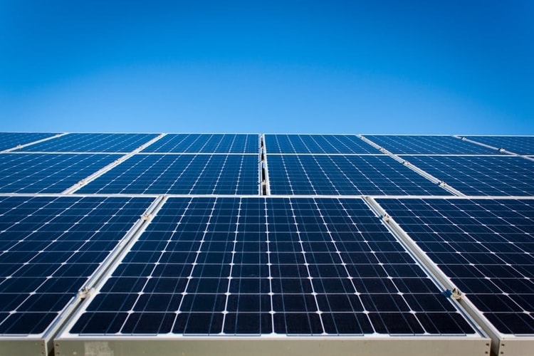 سلول‌ خورشیدی ارزان‌تر و چندمنظوره با پژوهش‌های الکترونی جدید