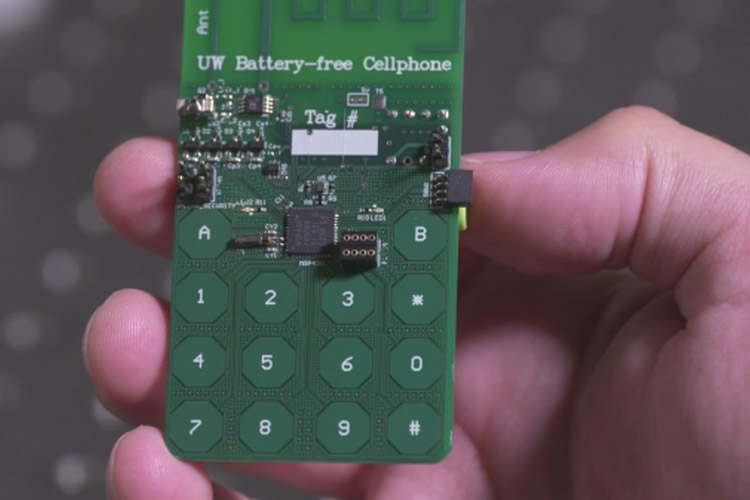 ساخت گوشی موبایل بدون نیاز به باتری