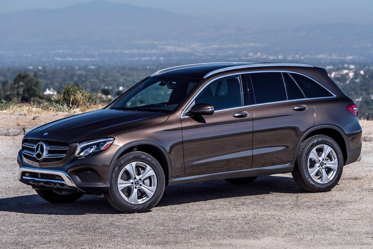 نگاهی عمیق به مرسدس بنز glc300