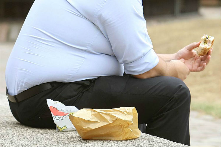 چاقی به تنهایی خطر مرگ را افزایش نمی‌دهد
