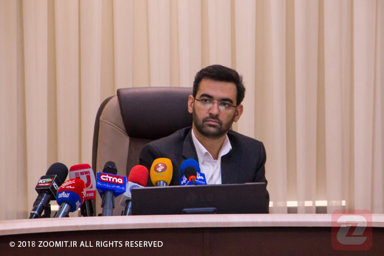 توضیحات آذری‌ جهرمی درخصوص قطع اینترنت و کلاهبرداری از طریق تماس بین‌الملل