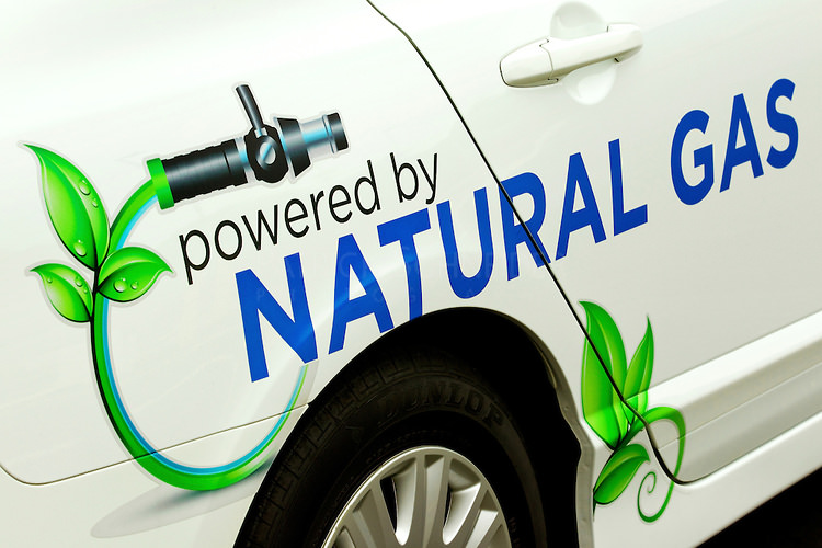 خودروی دوگانه‌سوز CNG گاز طبیعی 