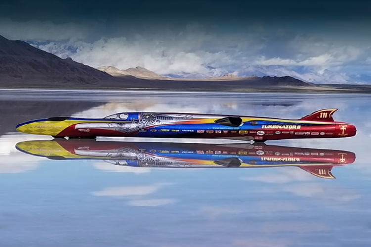 توربیناتور 2؛ سریعترین خودروی جهان با رکورد ۸۱۰ کیلومتر بر ساعت