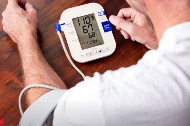برای تشخیص فشار خون بالا باید چند بار فشار خون اندازه گیری شود؟
