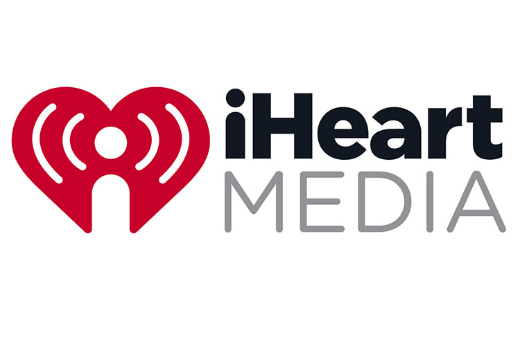 اپل در حال مذاکره برای خرید سهام گروه رادیویی iHeartMedia است