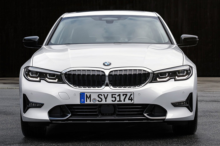 BMW Series 3 2019