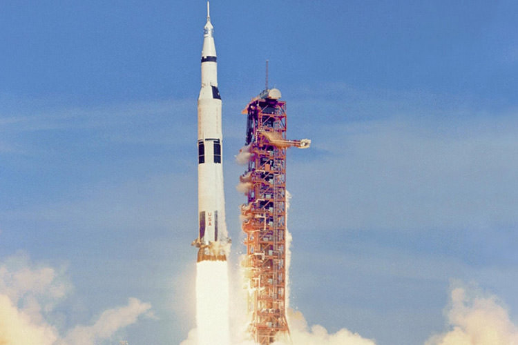ساترن ۵ / Saturn V