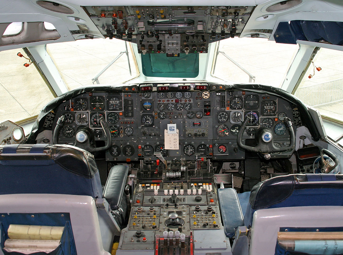 Vickers VC10 Cockpit