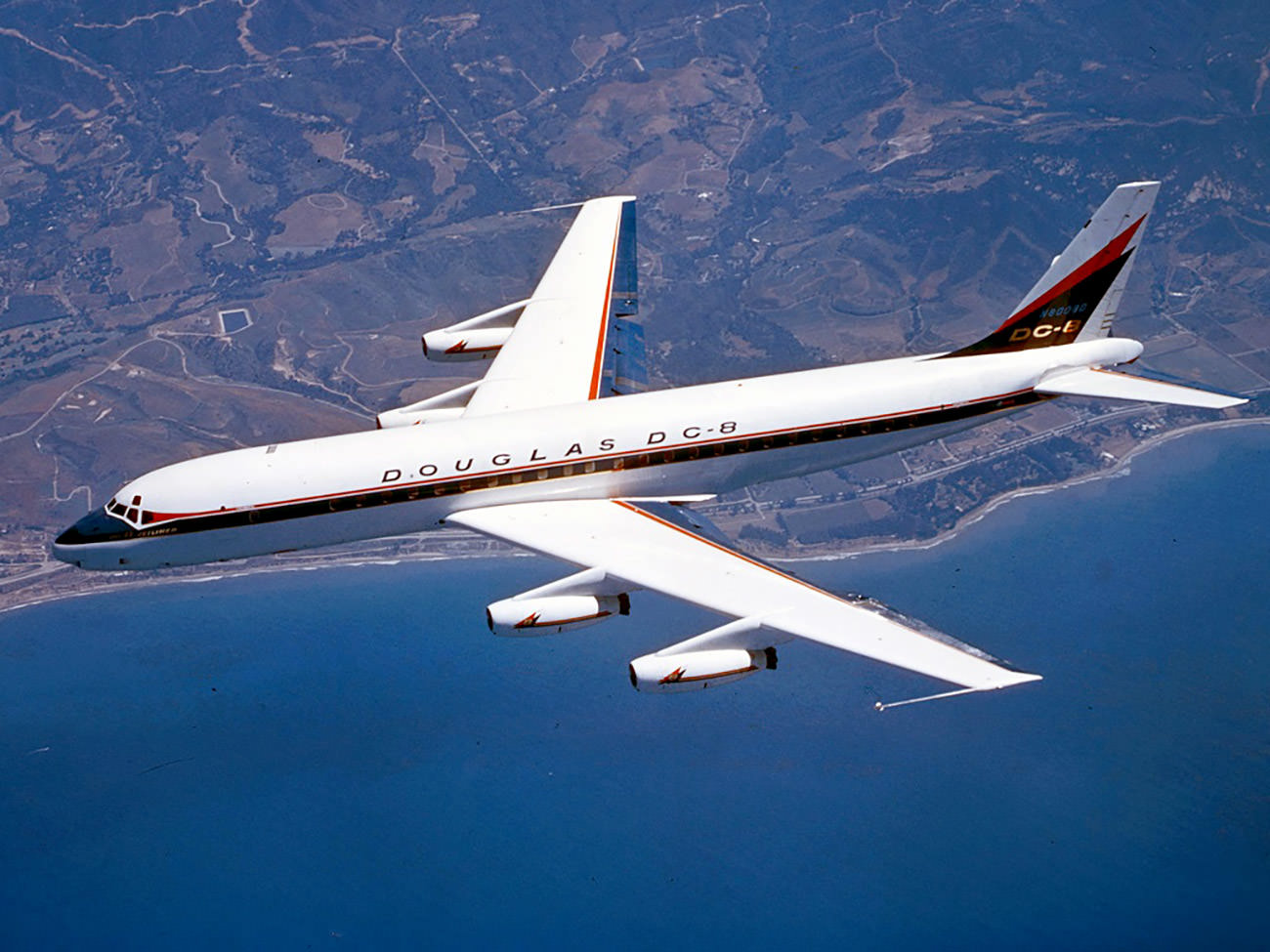 داگلاس DC-8