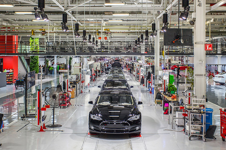 خط تولید تسلا / Tesla Production Line