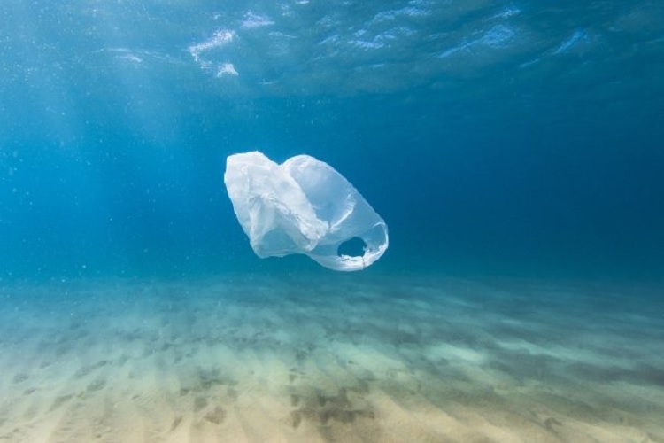 دستگاهی منحصربه‌فرد برای جمع‌آوری پلاستیک‌های شناور در سطح اقیانوس