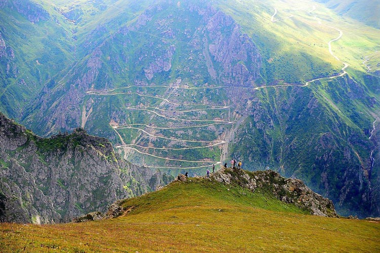 مرگبارترین جادههای دنیا کدامند؟