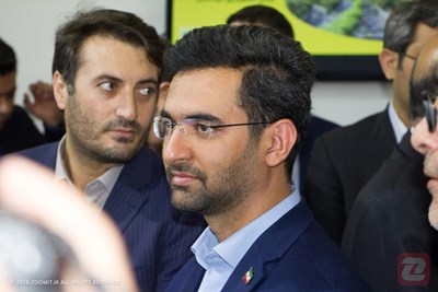 آذری جهرمی: فرآیندها و قواعد مجوزدهی و نظارت بر تاکسیهای آنلاین، کاملا بیطرفانه باشد