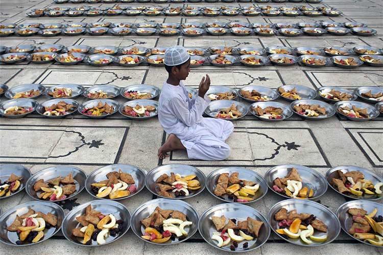 آداب و رسوم ماه مبارک رمضان در گوشه و کنار جهان
